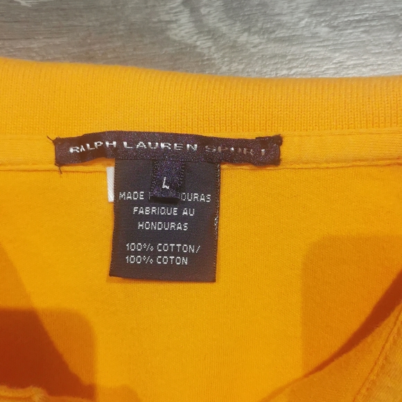 2/$30 Tommy top - Picture 2 of 2